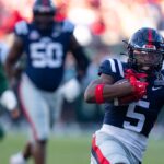 Kewan Lacy runs the ball.