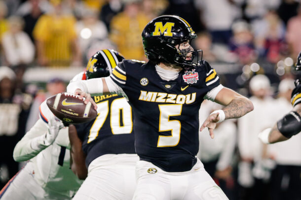 Missouri quarterback Matt Zollers