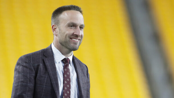 Jeff Hafley before a game.