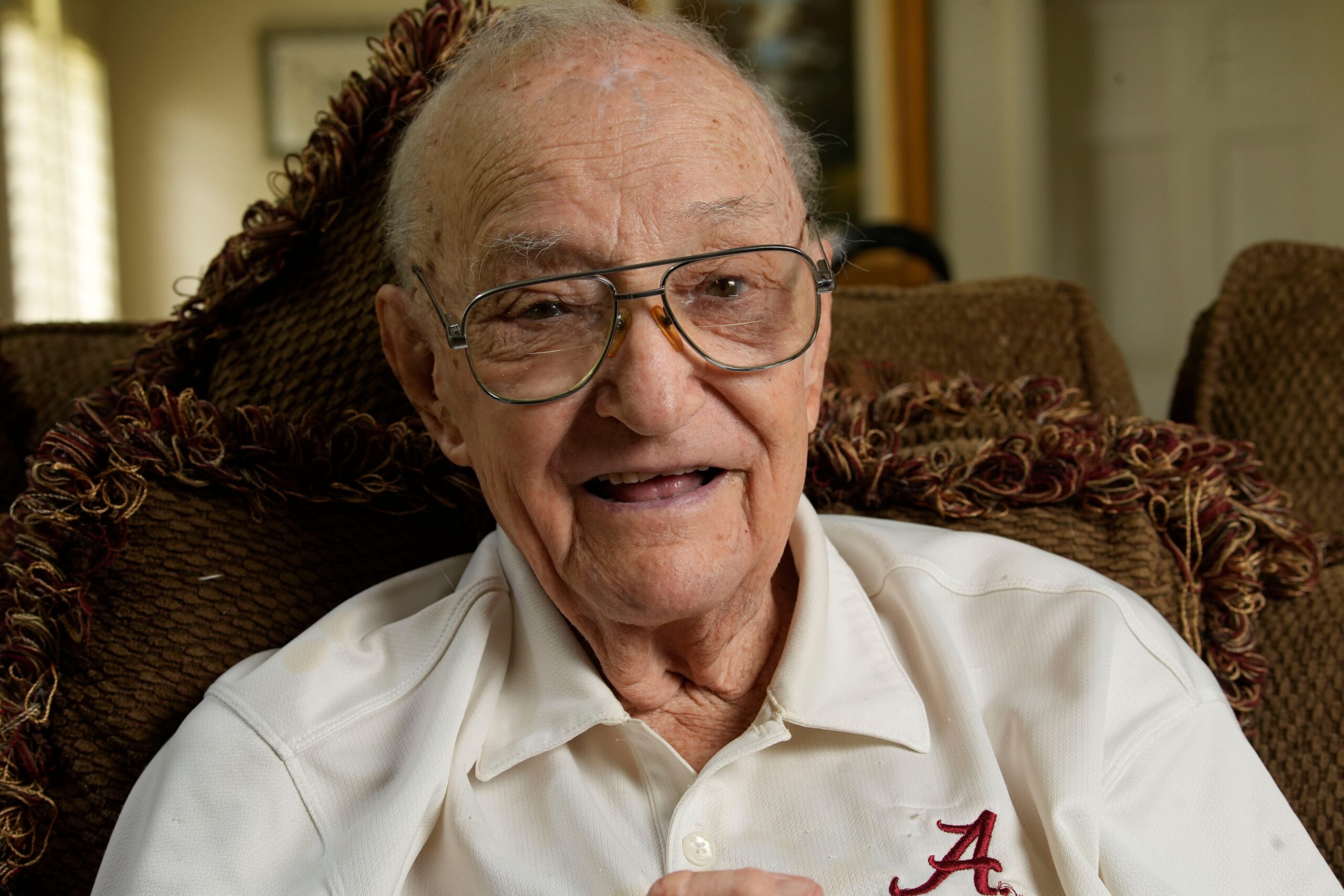 Alabama announces passing of longtime practice referee Eddie Conyers