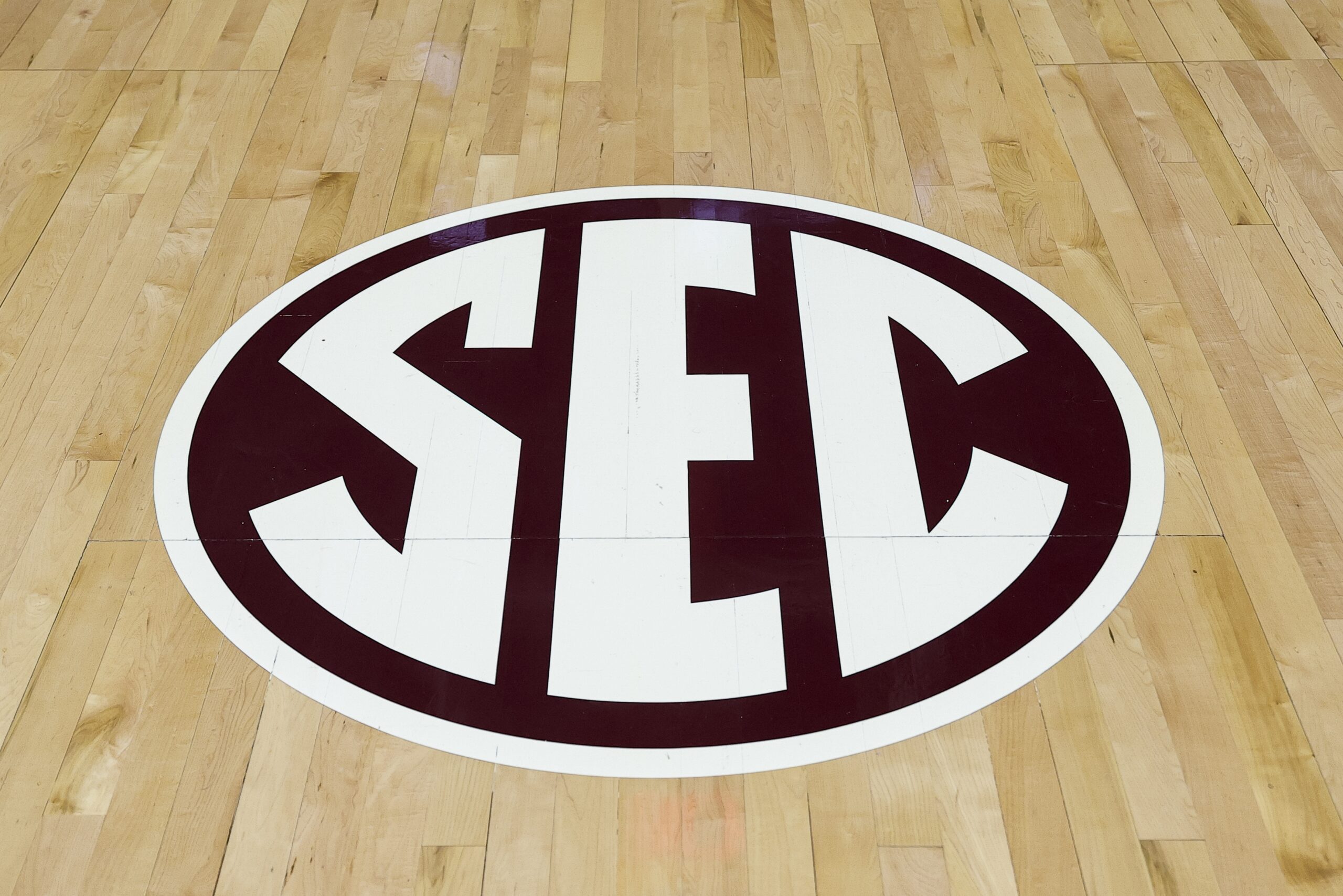 Saturday’s SEC basketball schedule altered by approaching winter storm Saturday’s SEC basketball schedule altered by approaching winter storm