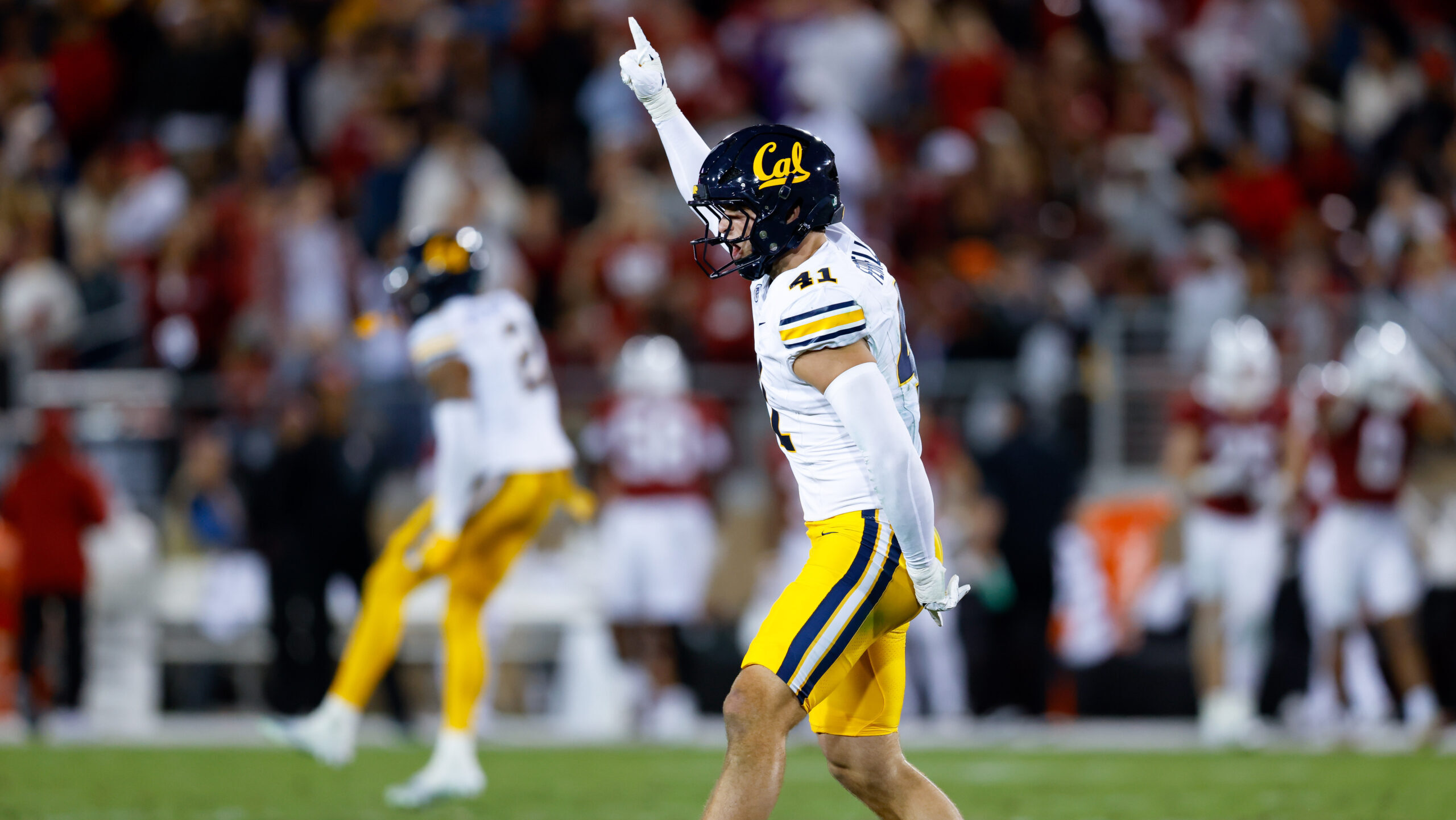Former Cal LB back in NCAA transfer portal after signing with Clemson, expected to join Ole Miss