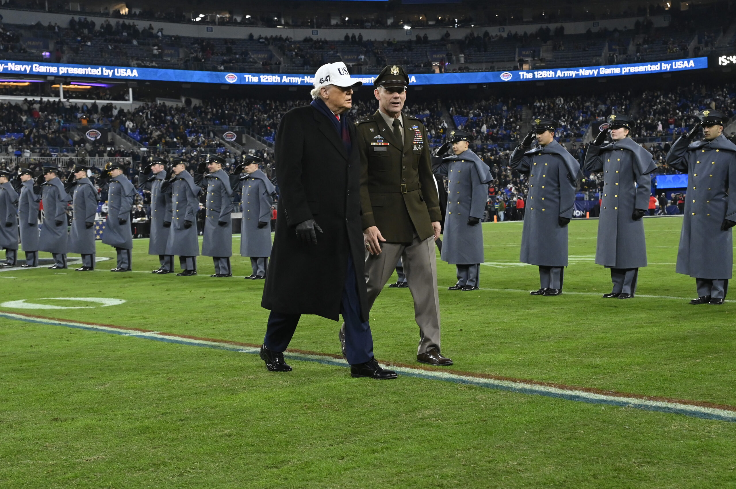 President Donald Trump signs executive order regarding Army-Navy game amid CFP expansion talk