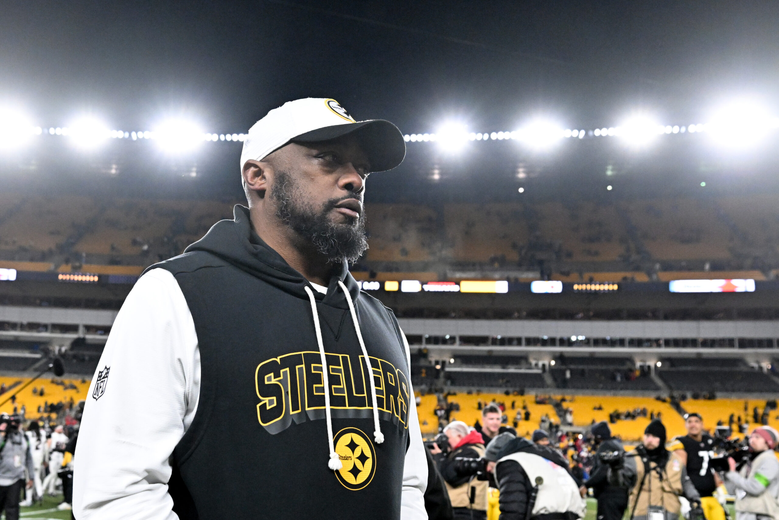 Mike Tomlin stepping down as Steelers head coach after 19 seasons