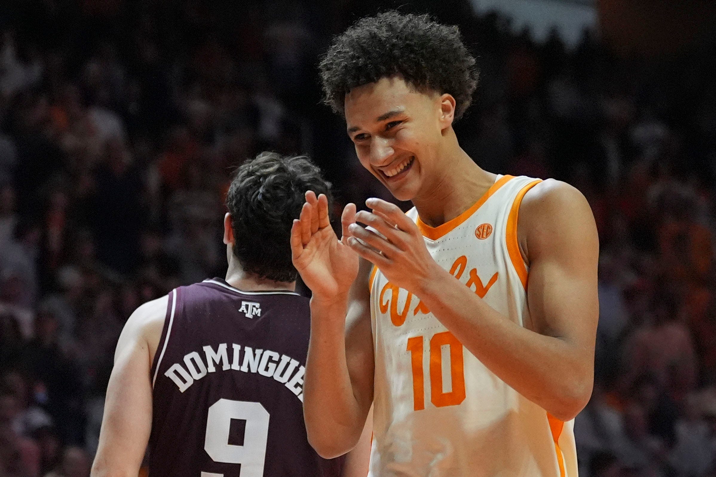 Nate Ament leads Tennessee to 2OT win over Texas A&M