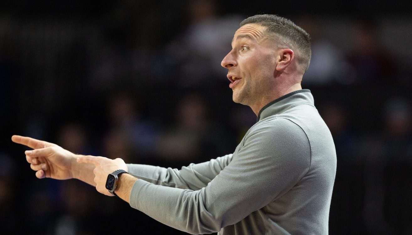 Auburn center enters transfer portal after 1 season, per report