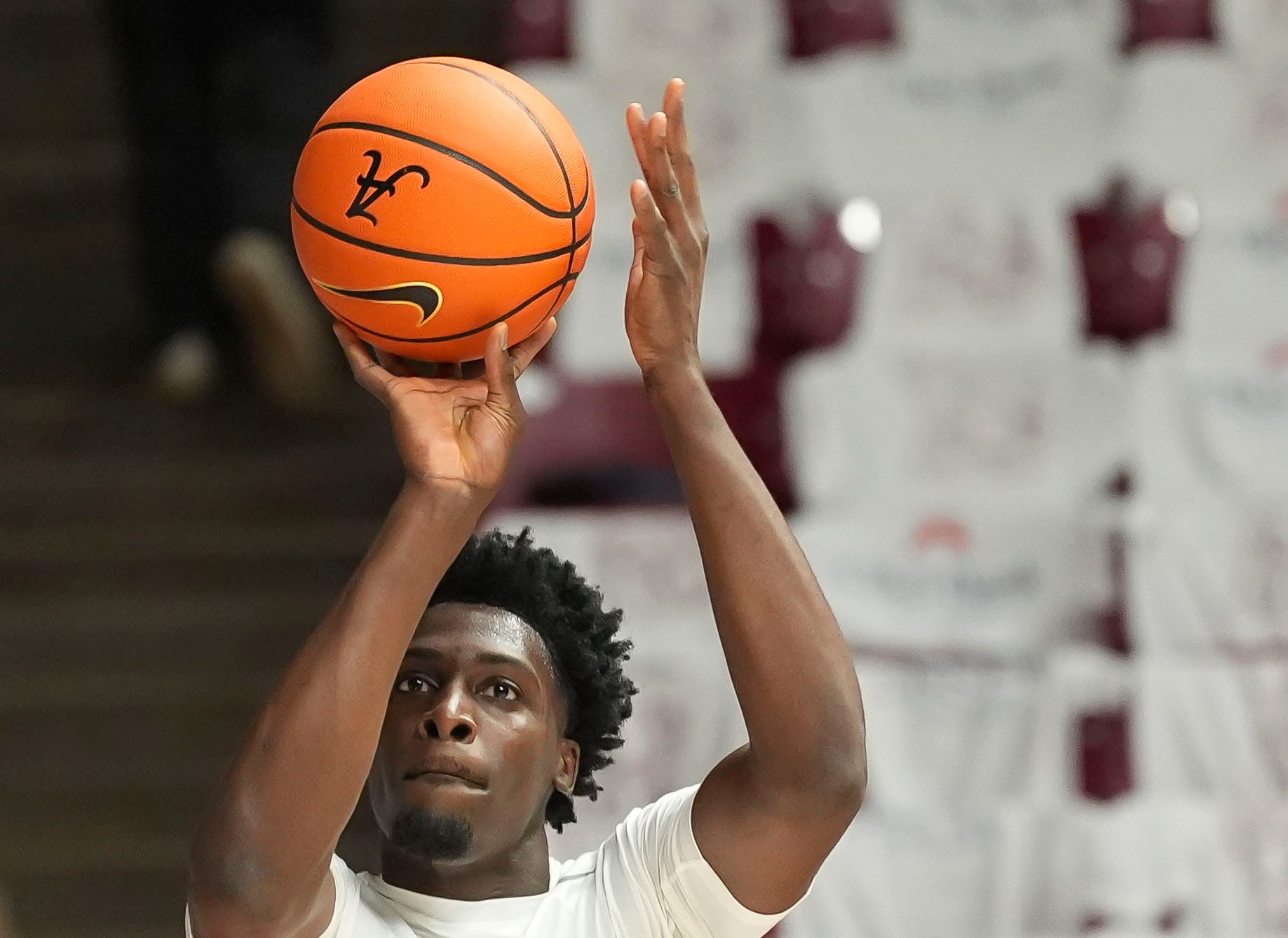 Charles Bediako brings house down with first bucket back at Alabama Charles Bediako brings house down with first bucket back at Alabama