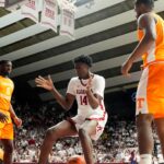 Charles Bediako plays for Alabama against Tennessee.
