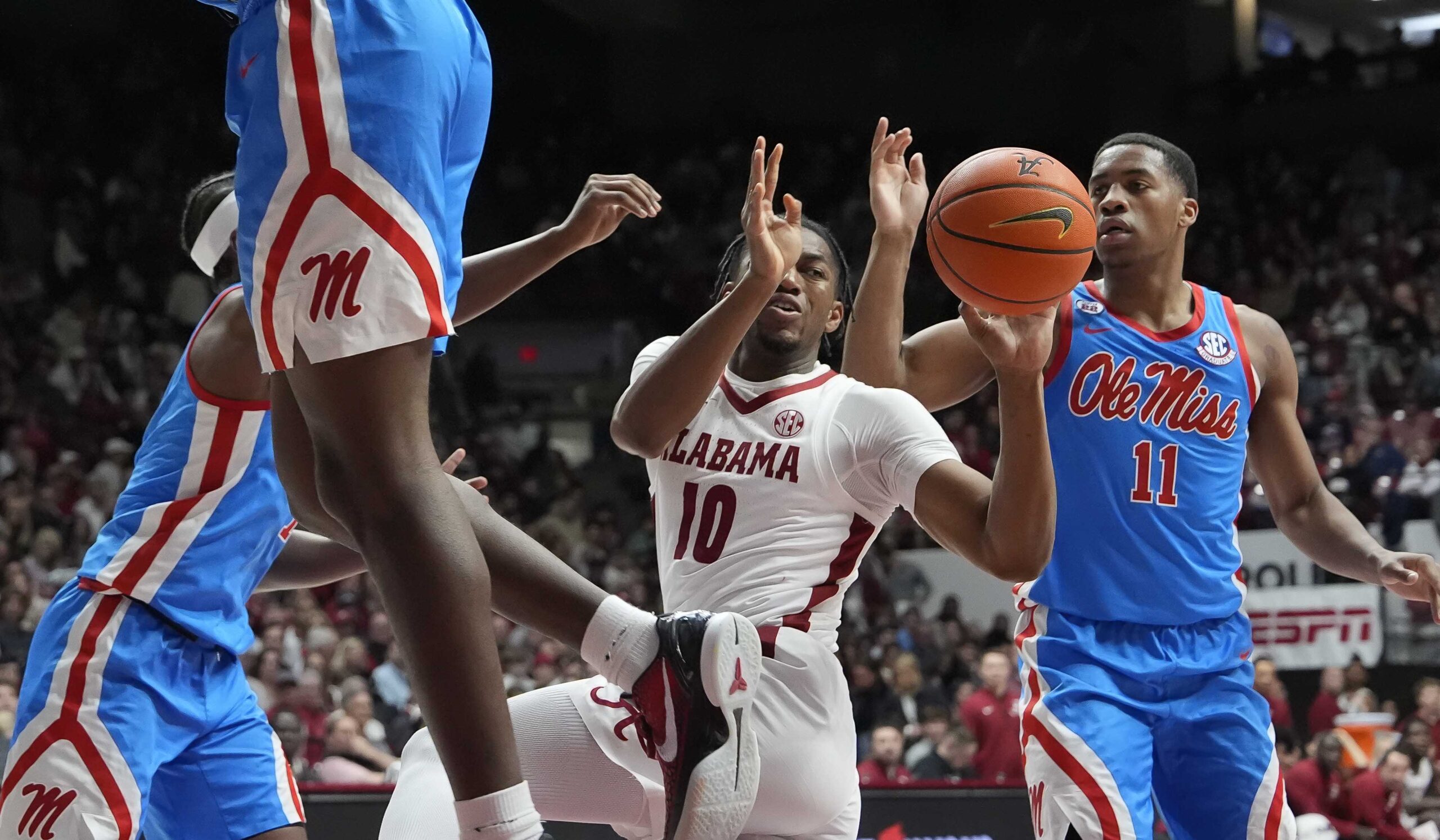 ESPN Analytics predicts outcome of Alabama-Ole Miss basketball game