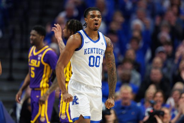 Otega Oweh leads Kentucky vs LSU in SEC Tournament.