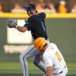 Kentucky's Tyler Bell makes a play.