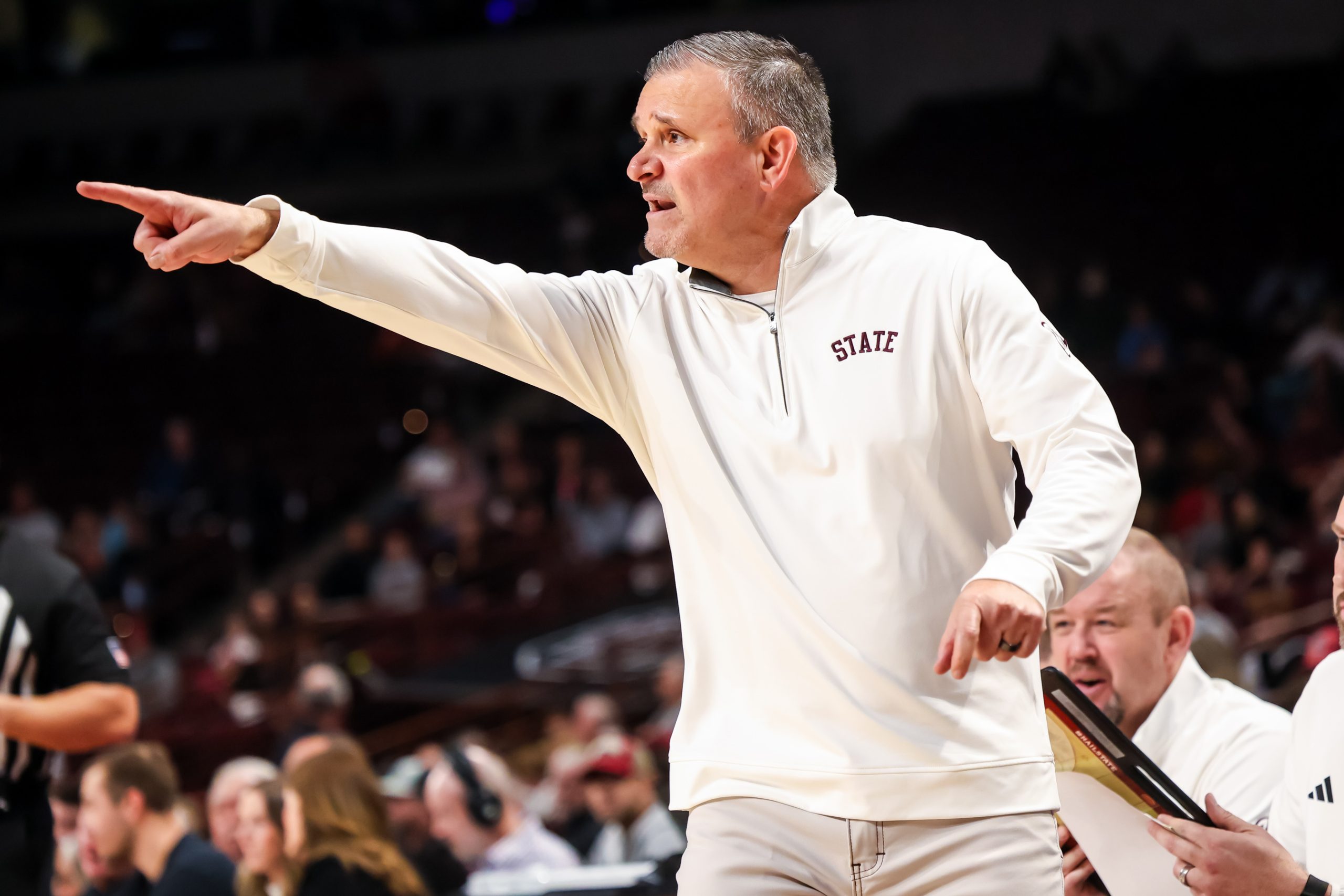ESPN insider weighs in on Chris Jans&rsquo; future after 2025-26 season