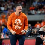 Auburn coach Steven Pearl.