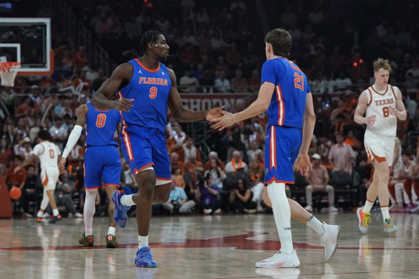 Florida looks to stay hot tonight against visiting Arkansas.