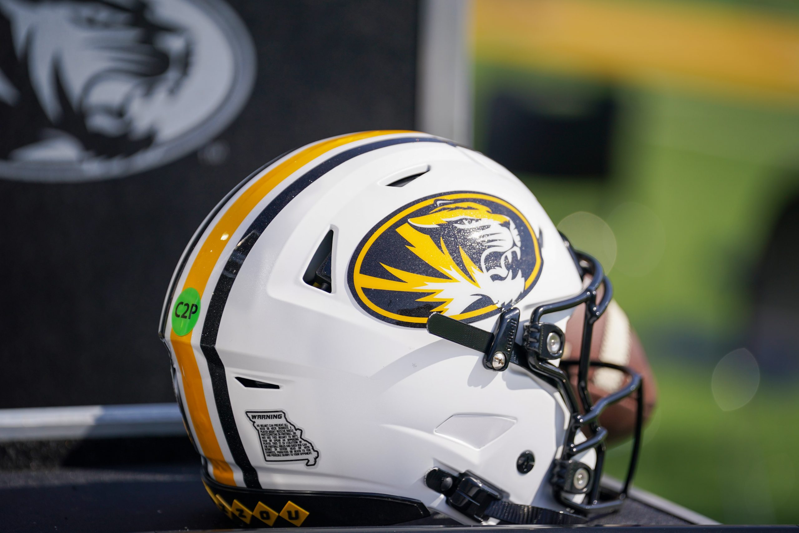 Mizzou beats out Illinois, others for commitment from 2027 East St. Louis DB Mizzou beats out Illinois, others for commitment from 2027 East St. Louis DB