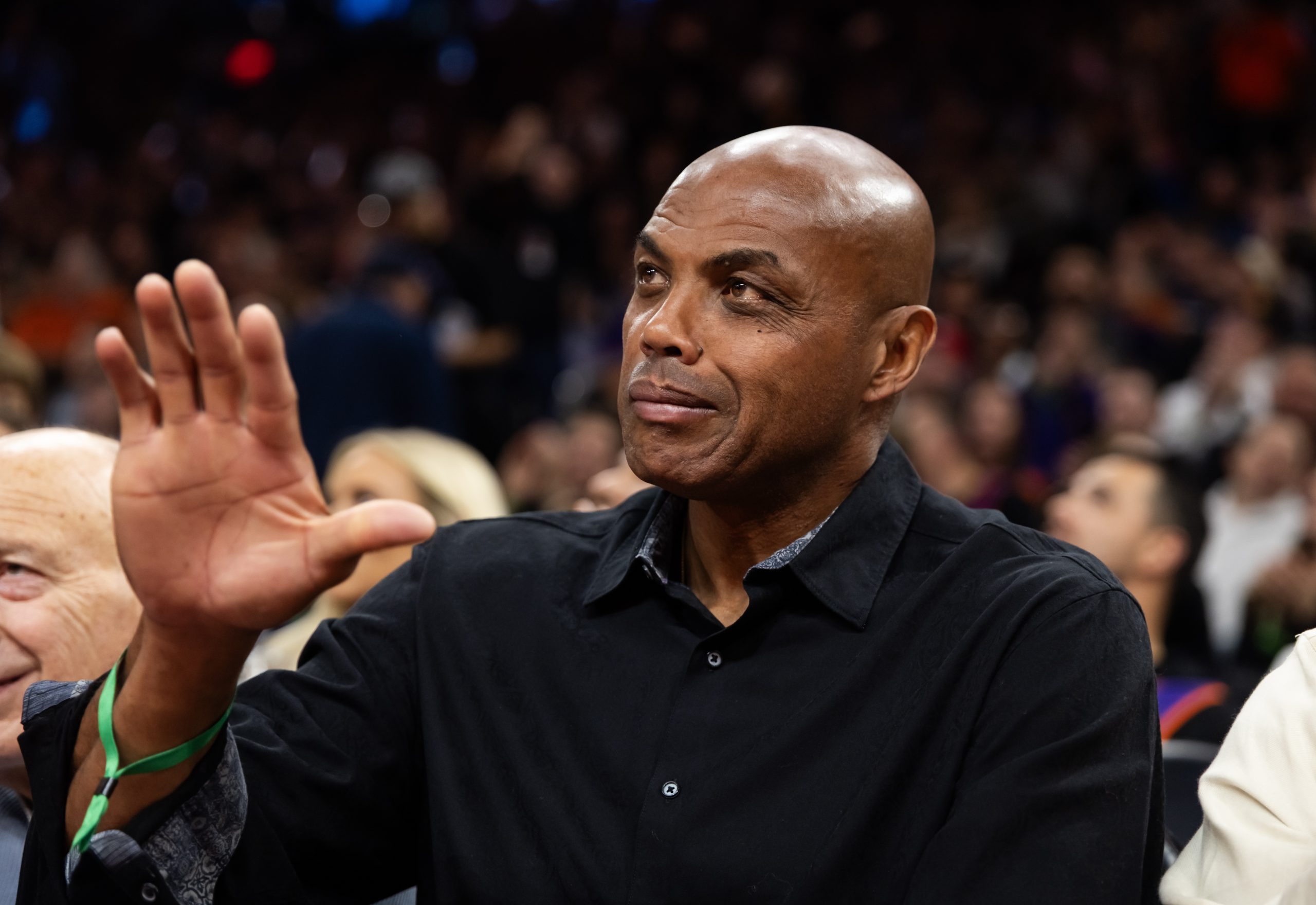 Charles Barkley, proud Auburn legend, praises Alabama defense at halftime of blowout