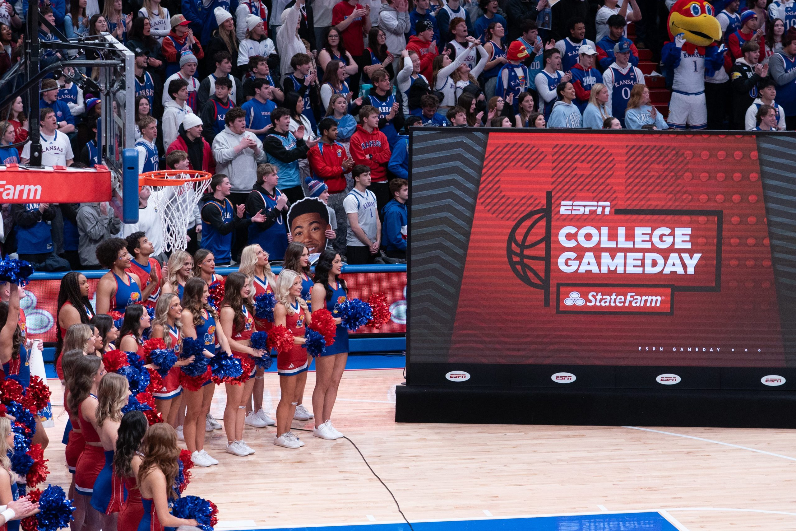 College GameDay crew picks winners for Sunday Round of 32 games