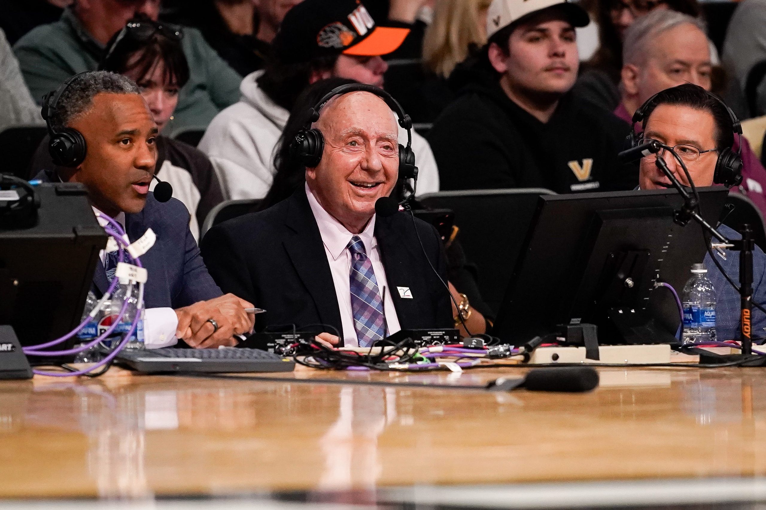 Dick Vitale names 2 hottest teams entering March