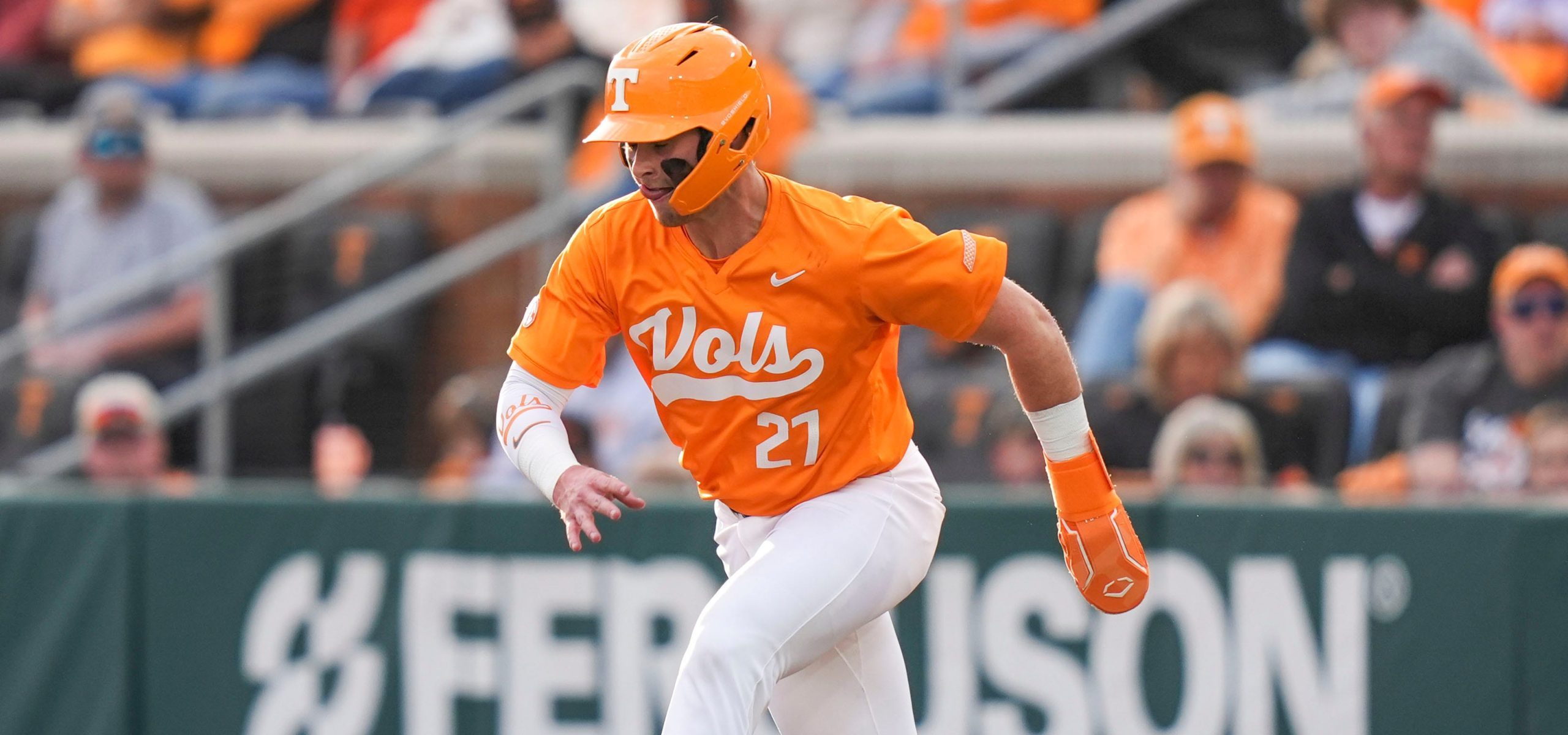 Tennessee offers update for Stone Lawless after being struck in the face by pitch
