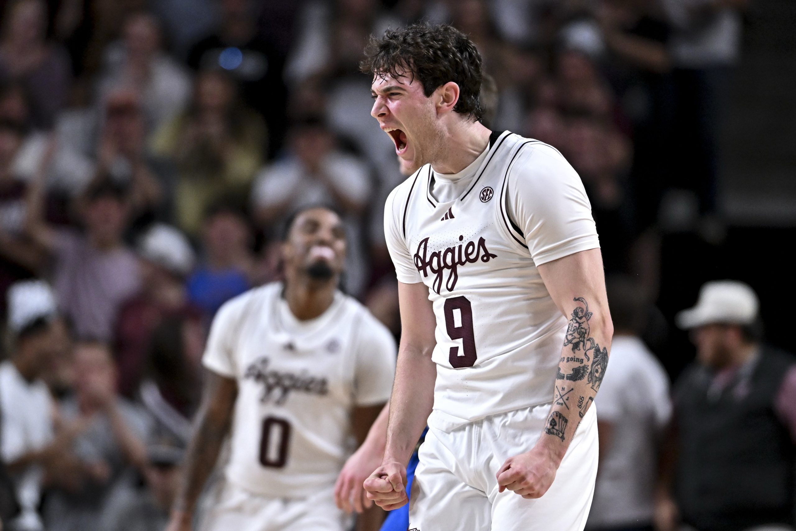 Texas A&M erases double-digit first half deficit, beats Kentucky for 20th win of the season