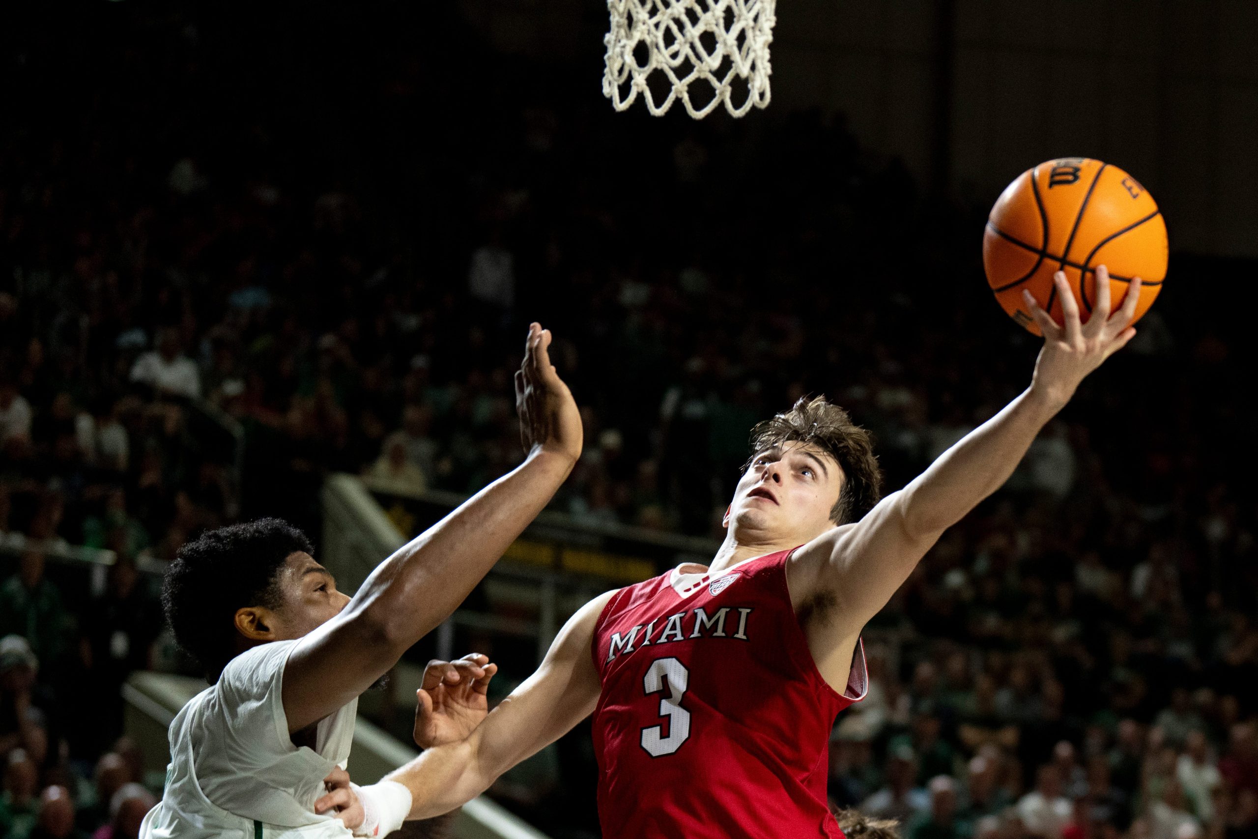 Miami (OH) completes 31-0 regular season, taunts rival Ohio crowd ...