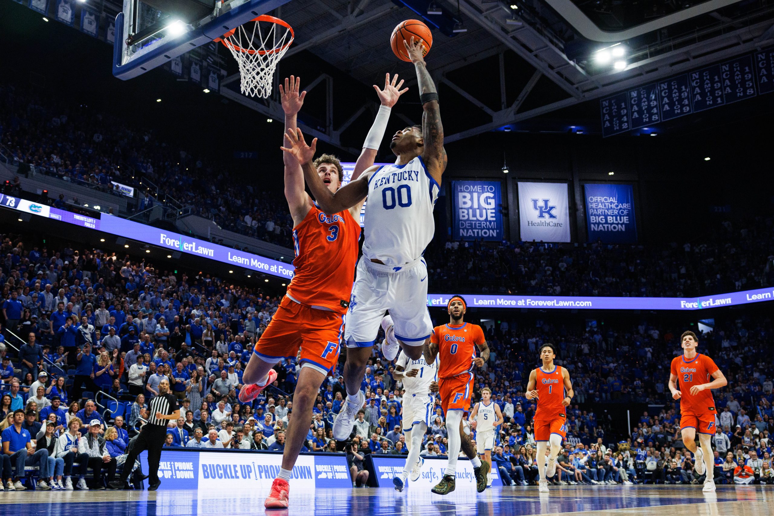 How to Watch Kentucky Wildcats vs LSU: SEC Tournament Game Time, TV Channel, & Streaming Info