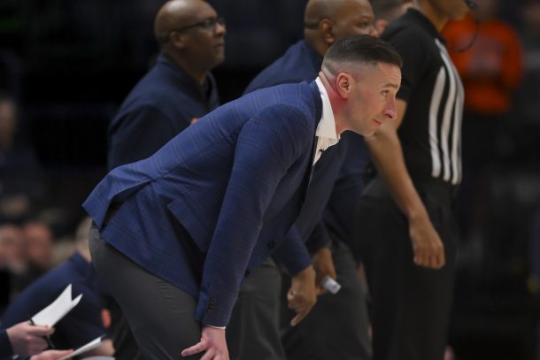 Auburn coach Steven Pearl