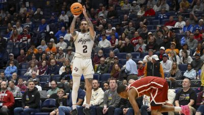Texas AM takes on Saint Mary's in the opening round of the NCAA Tournament.
