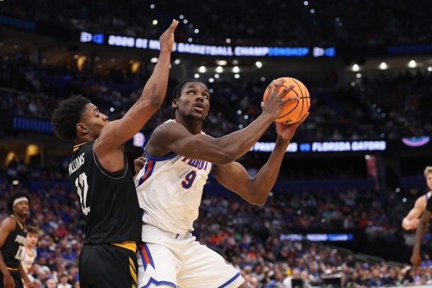 Florida forward Rueben Chinyelu