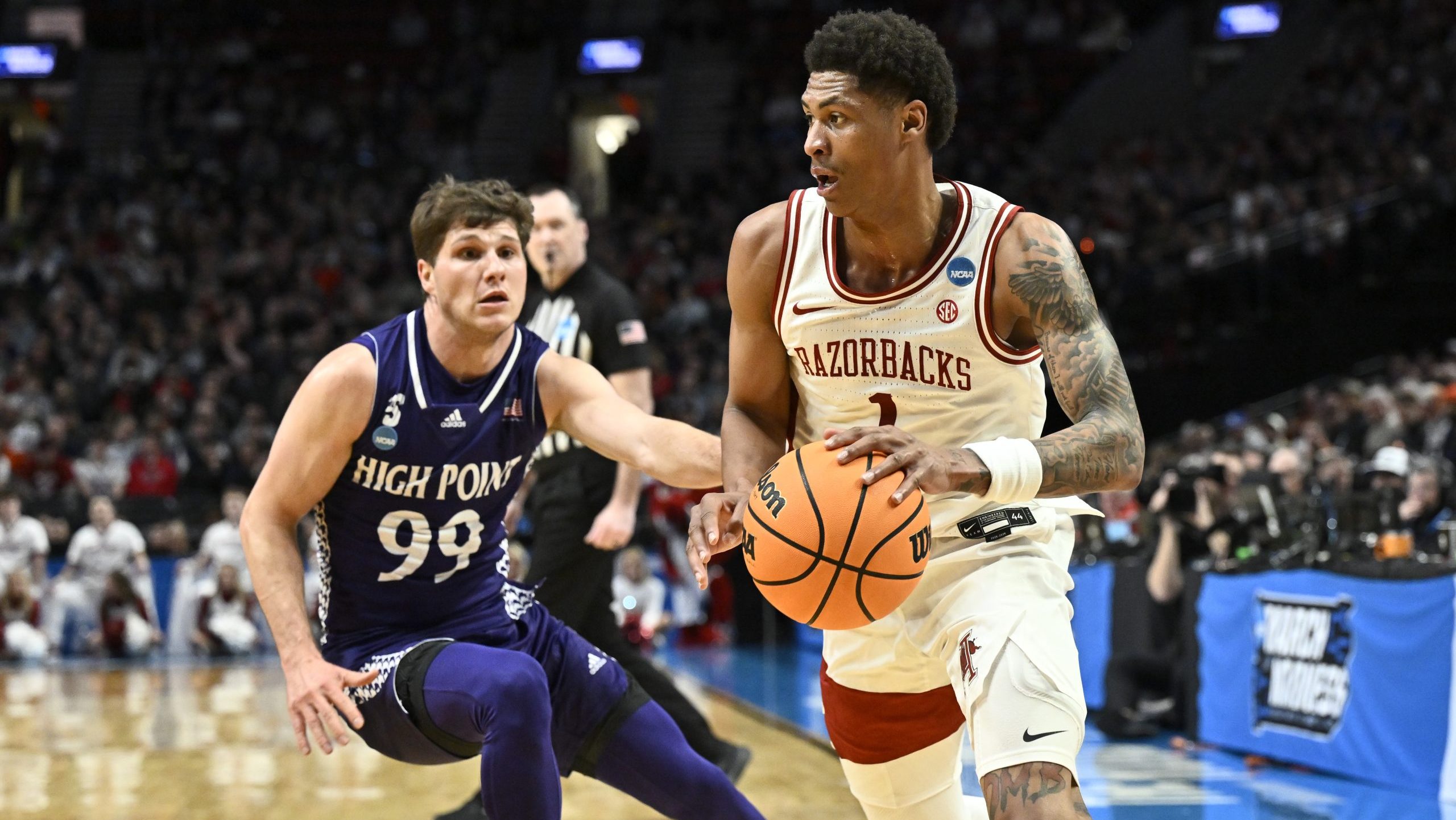 Arkansas vs. Arizona: DFS picks today (March 26)