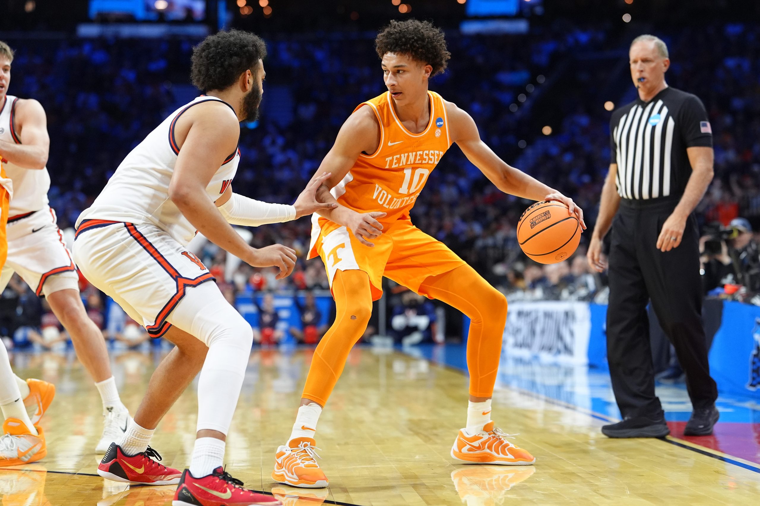 How to Watch Tennessee Volunteers vs Iowa State Cyclones: TV Channel & Streaming Guide for the Sweet 16