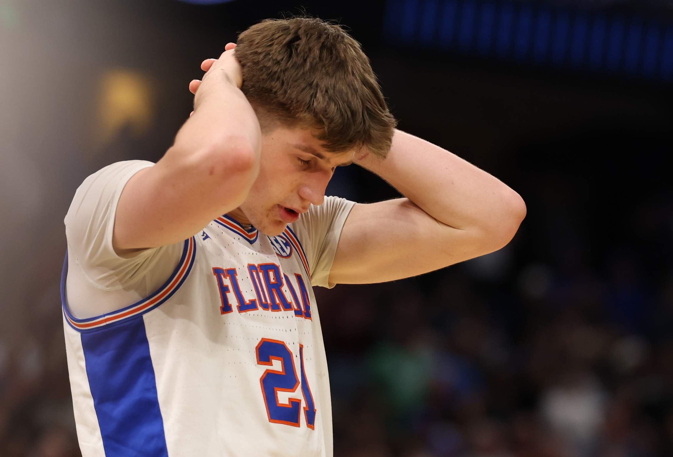 Florida&rsquo;s repeat dreams dashed by Iowa in final seconds of second-round thriller