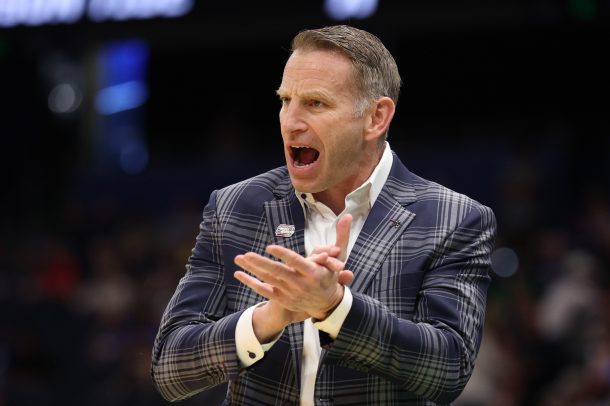 Nate Oats Alabama head coach.
