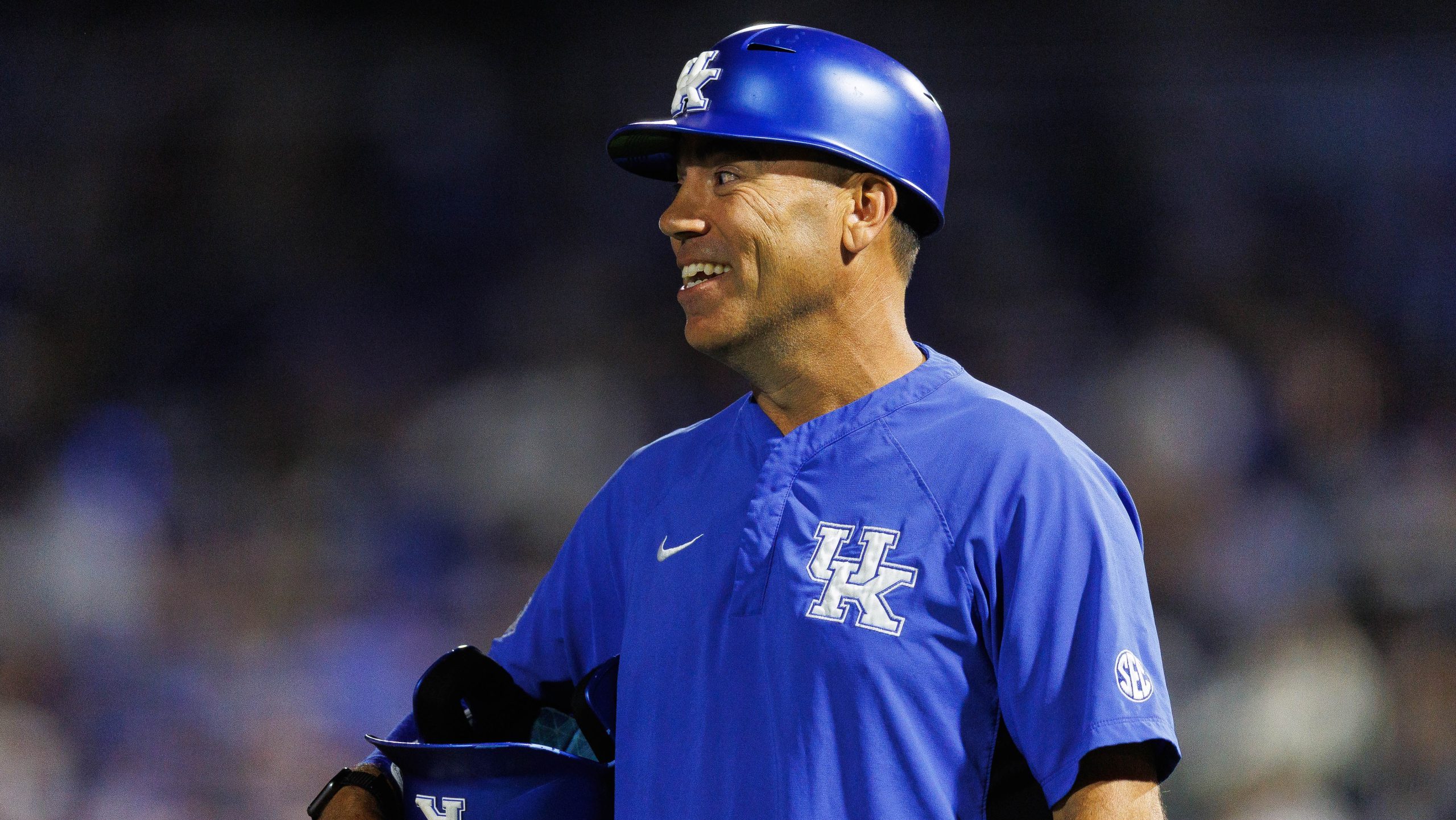 Kentucky beats Vanderbilt on walk-off grand slam to take series opener
