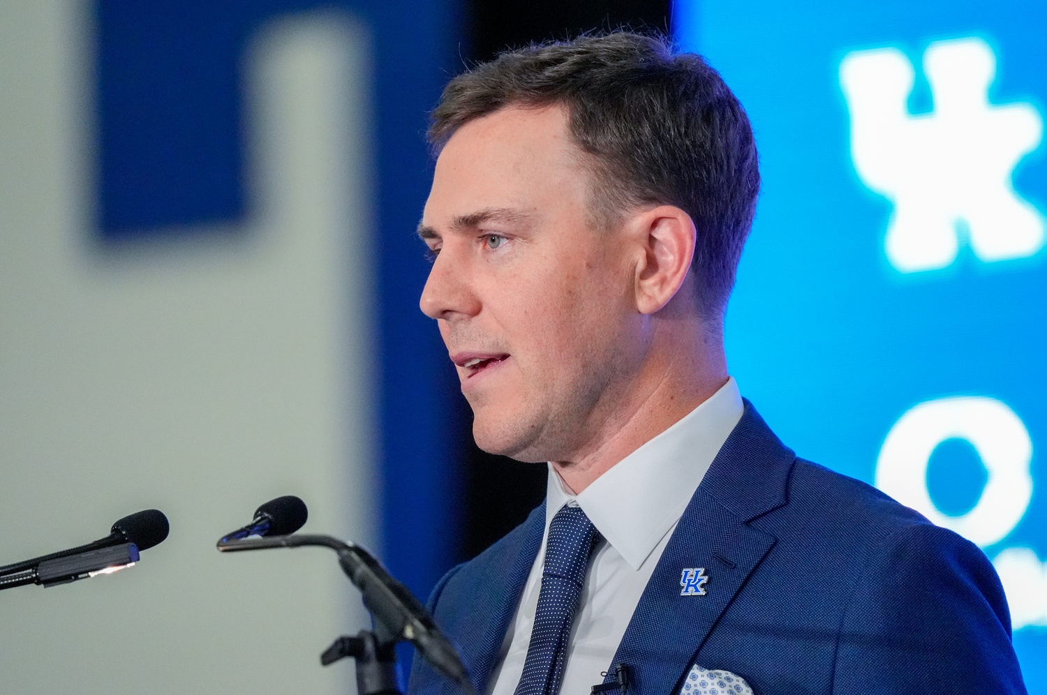 Will Stein reflects on his Kentucky debut at Kroger Field