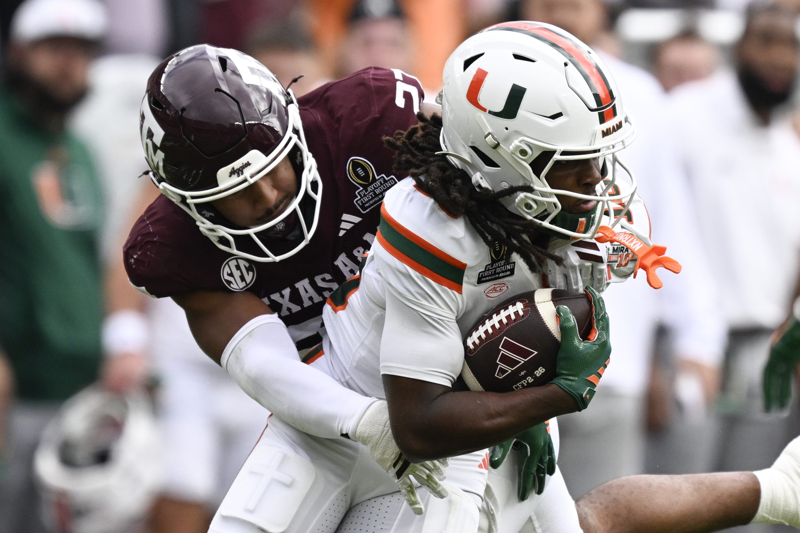 Mike Elko comments on Daymion Sanford, expresses optimism for LB in 2026