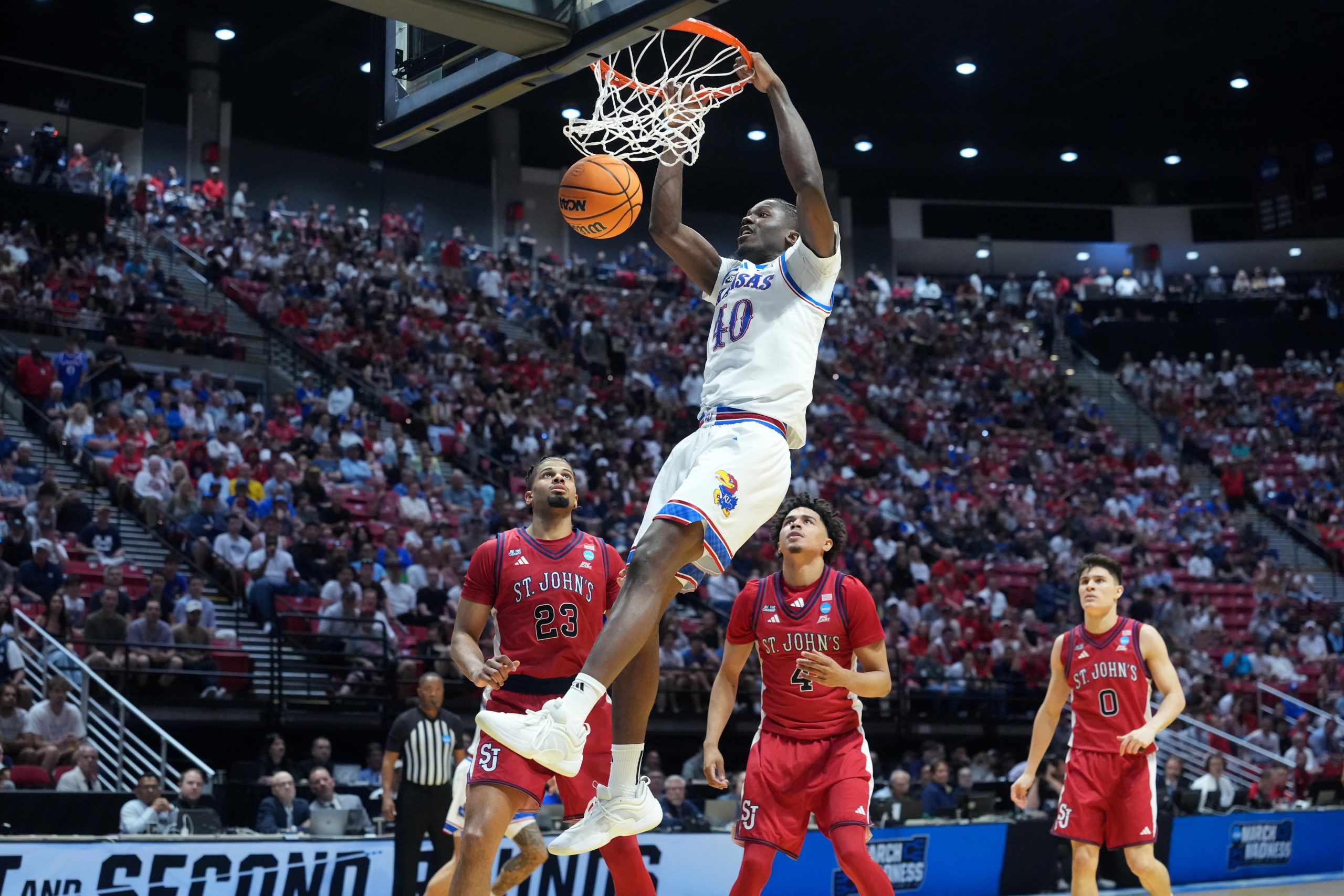 Star Kansas forward Flory Bidunga will enter NBA Draft, transfer portal