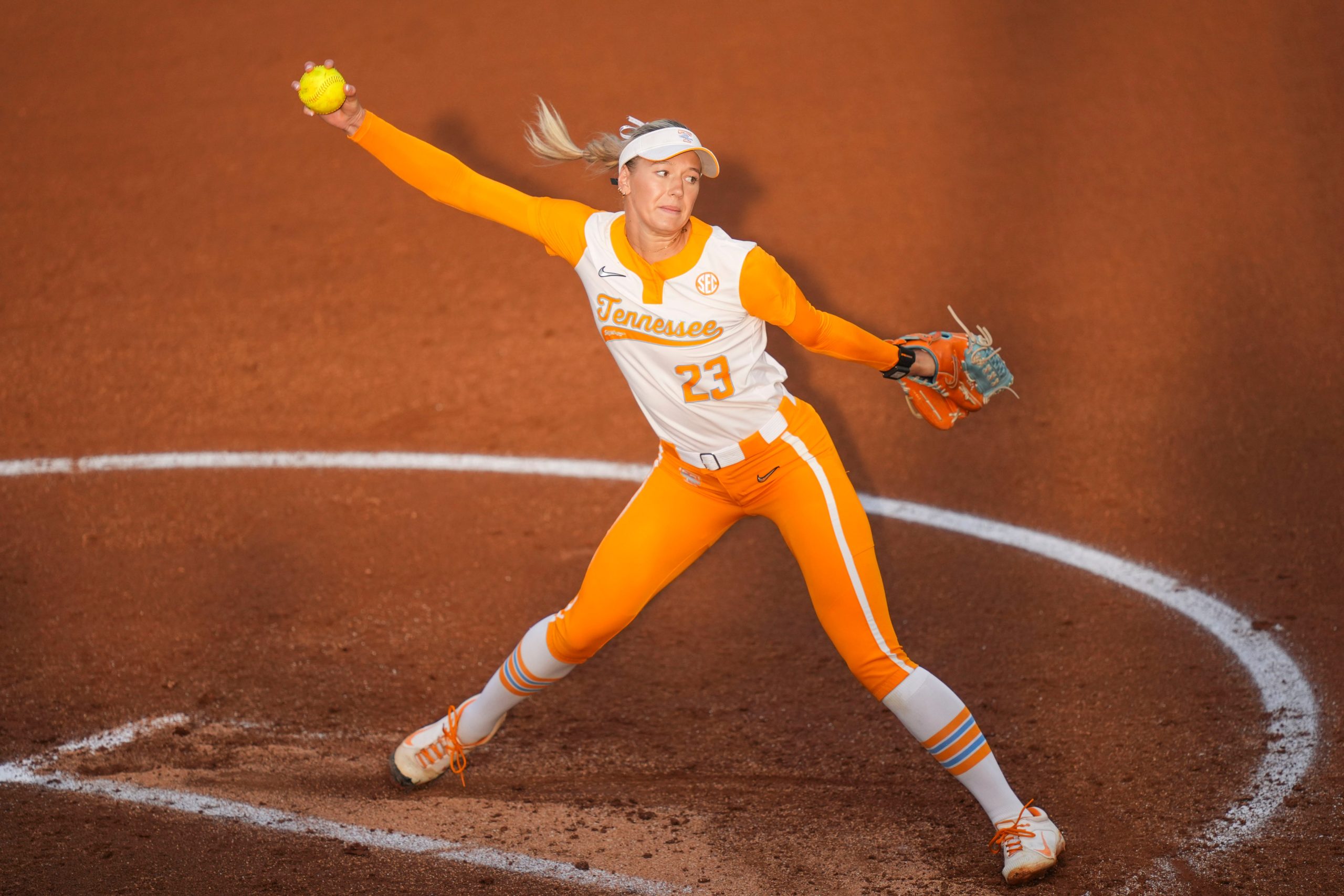 Tennessee pitcher Karlyn Pickens tosses no-hitter vs. Kentucky Tennessee pitcher Karlyn Pickens tosses no-hitter vs. Kentucky