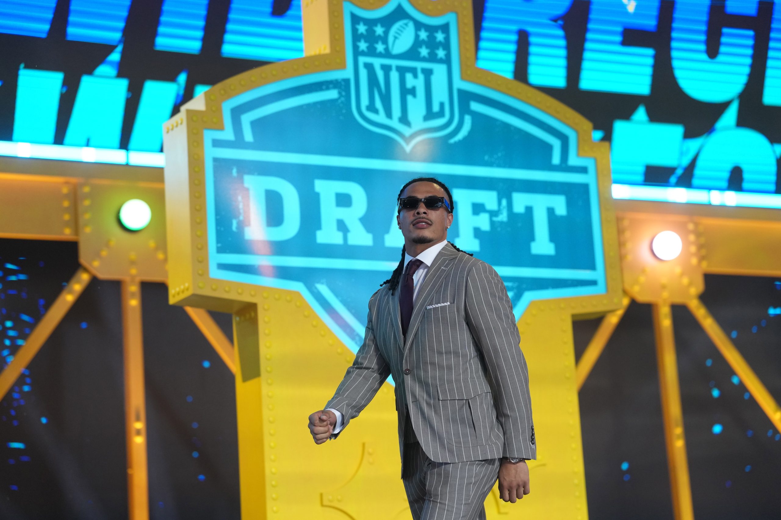 &lsquo;Why is Philly calling&rsquo;: Incredible scene as Eagles steal Makai Lemon from Steelers