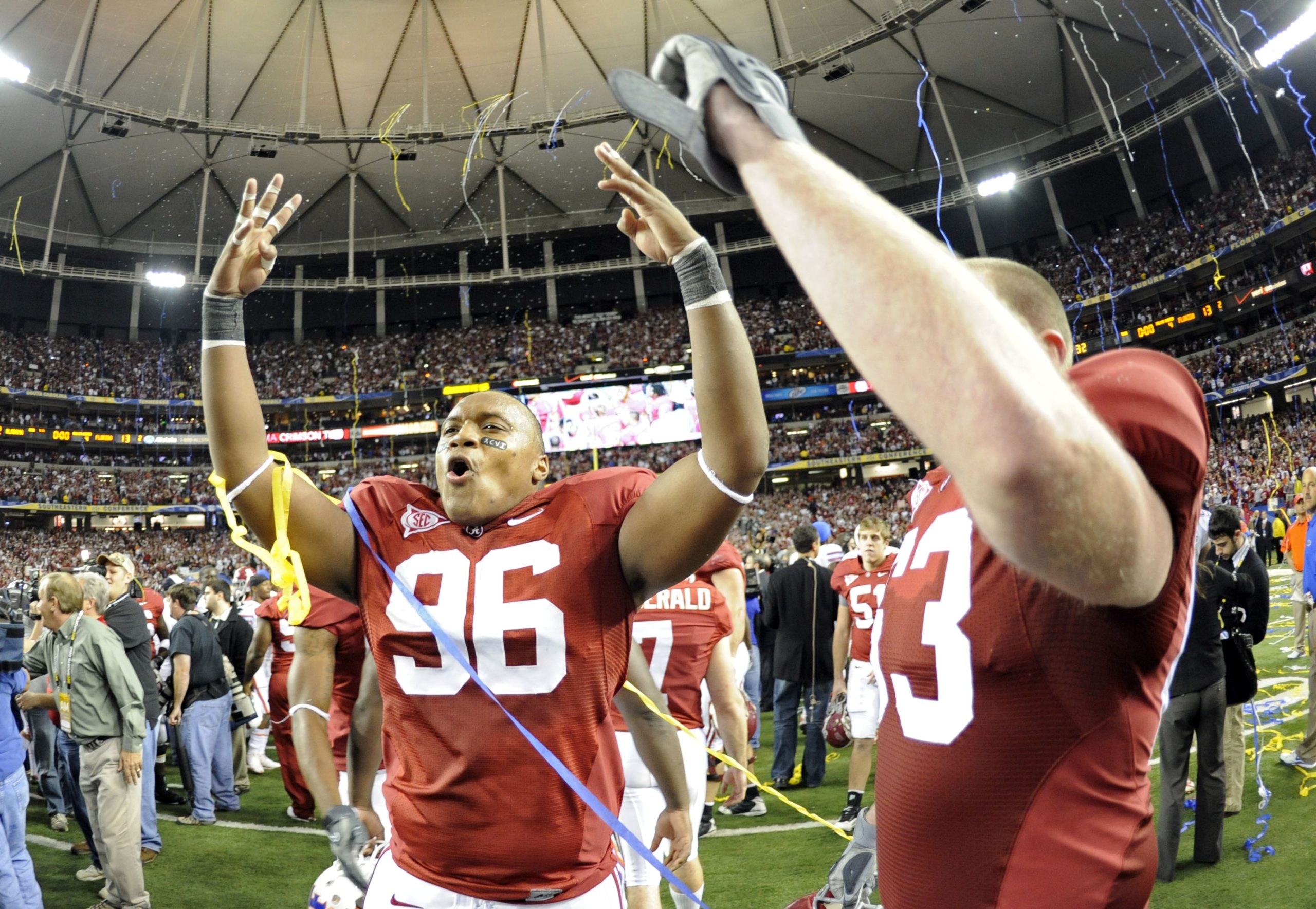 Former Alabama player charged with fraud for allegedly impersonating multiple NFL players in loan scam Former Alabama player charged with fraud for allegedly impersonating multiple NFL players in loan scam