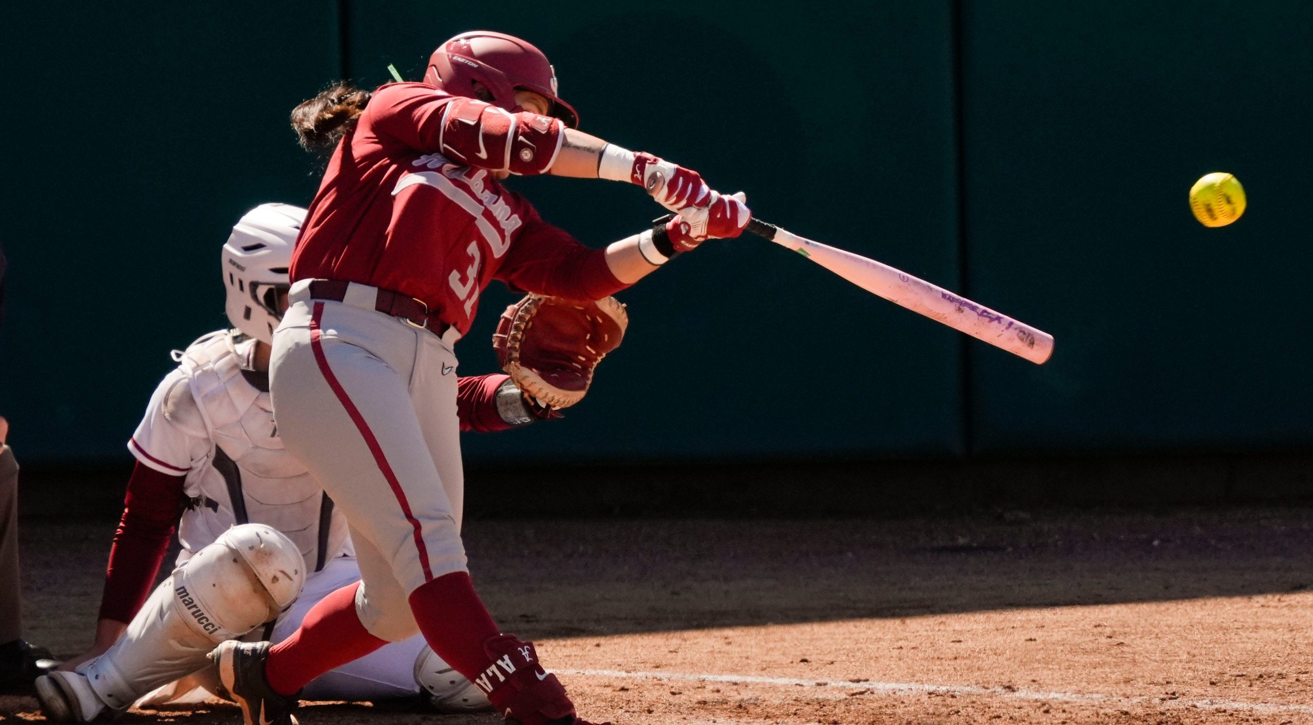 Top overall seed Alabama smothers LSU again, earns spot in Women&rsquo;s College World Series