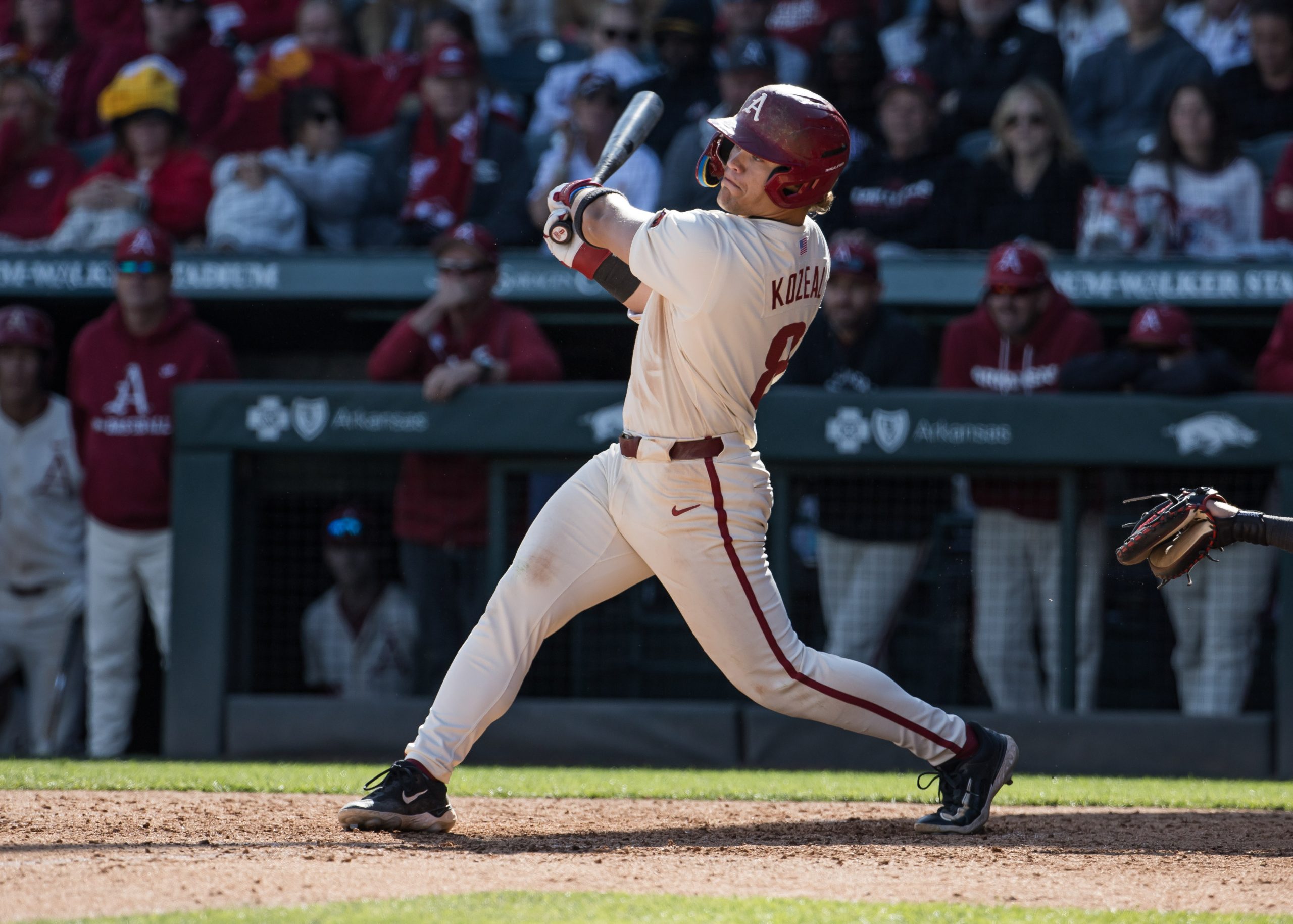 Arkansas takes series over Ole Miss on walk-off homer