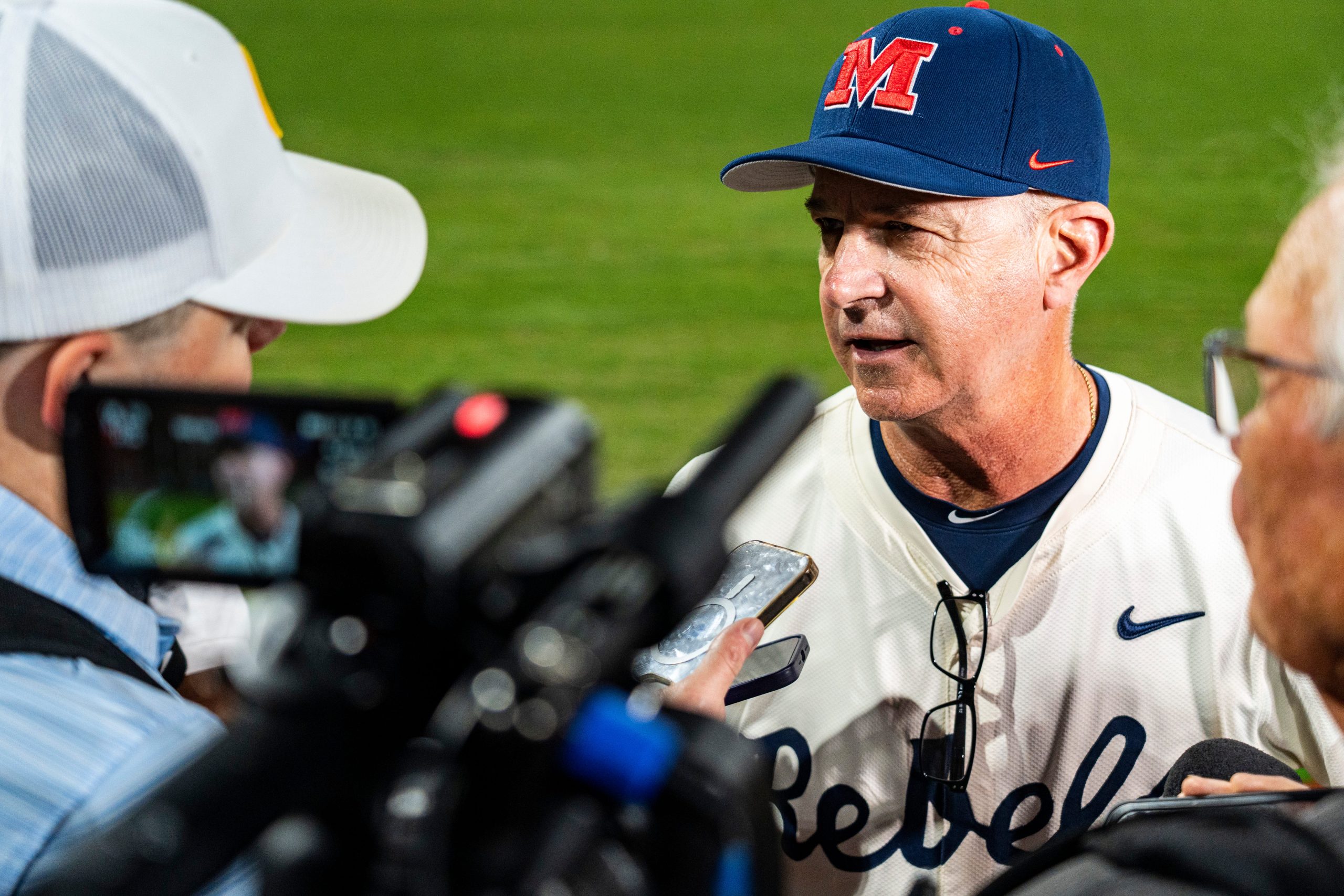 Ole Miss baseball adds trio of transfer commitments