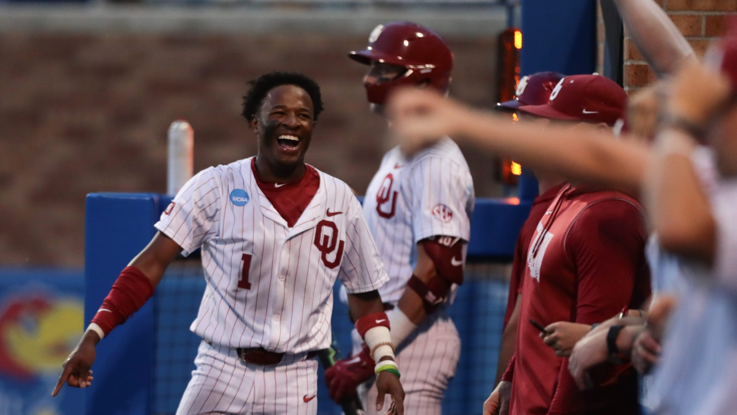 Oklahoma punches ticket to College World Series with blowout win over Kansas Oklahoma punches ticket to College World Series with blowout win over Kansas