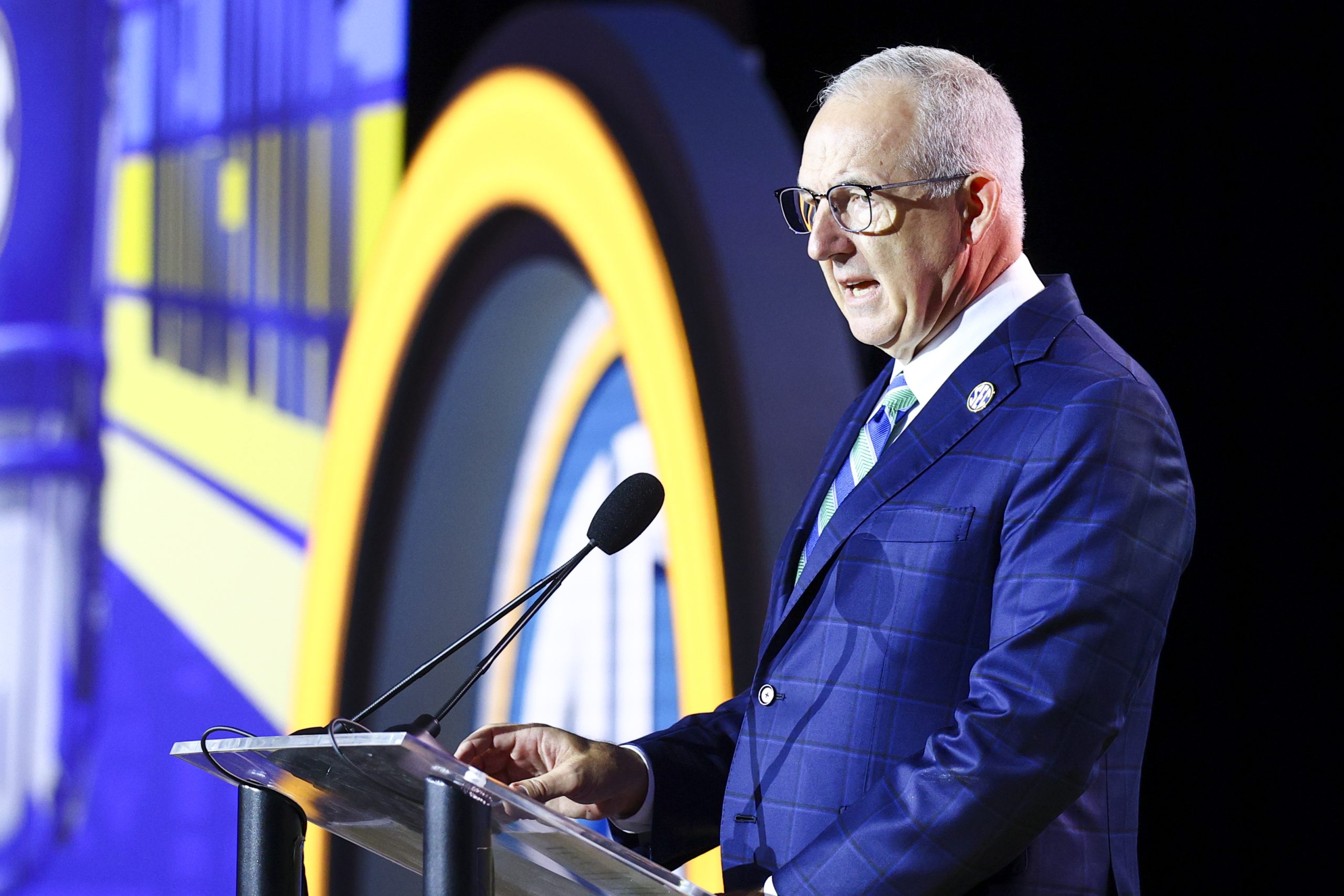 Greg Sankey will have &lsquo;full power&rsquo; to punish SEC schools for violating pro player policy, per report
