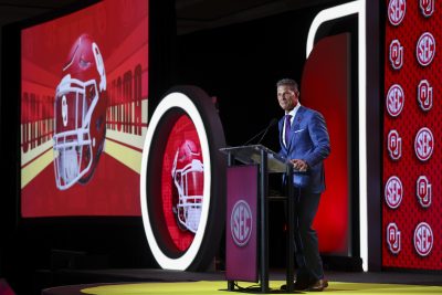 Brent Venables, Oklahoma.