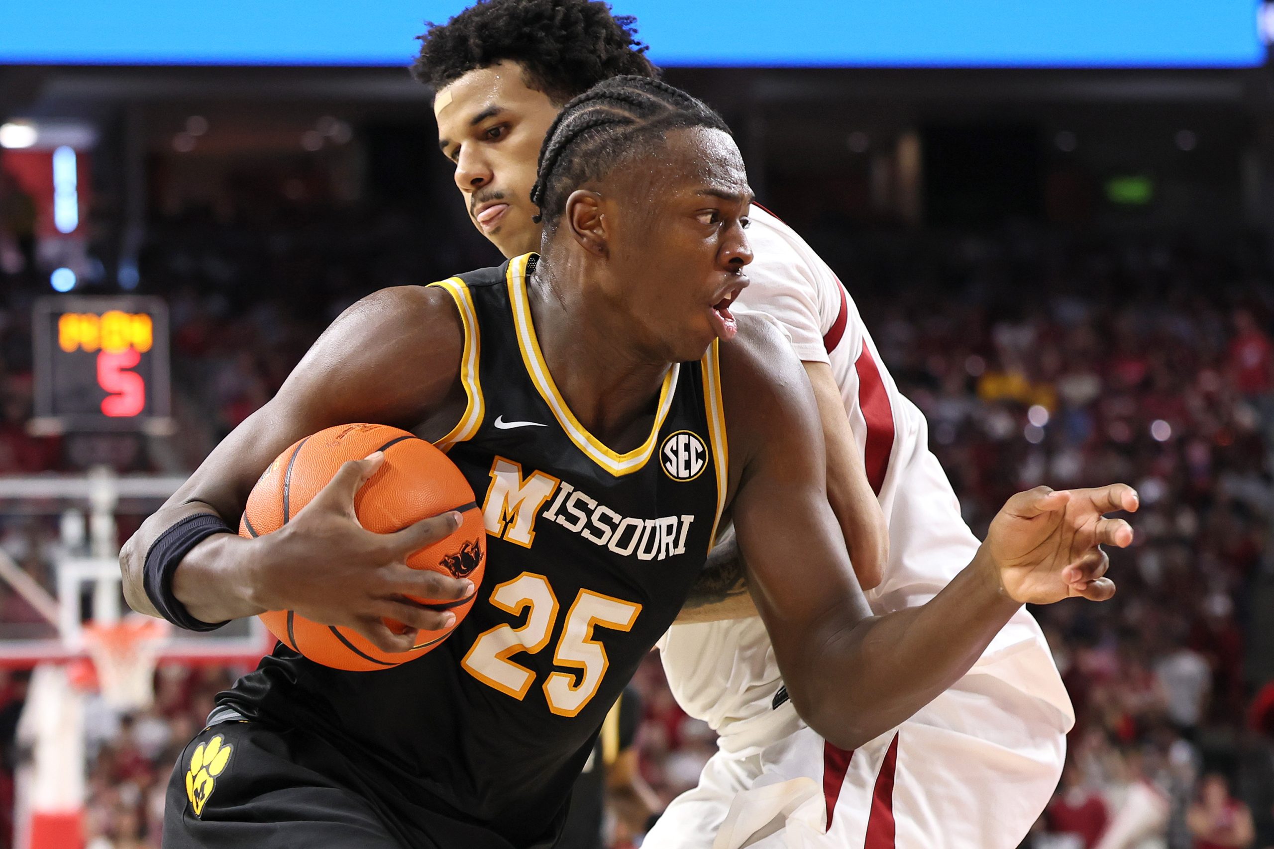 Mark Mitchell officially commits to Kentucky basketball