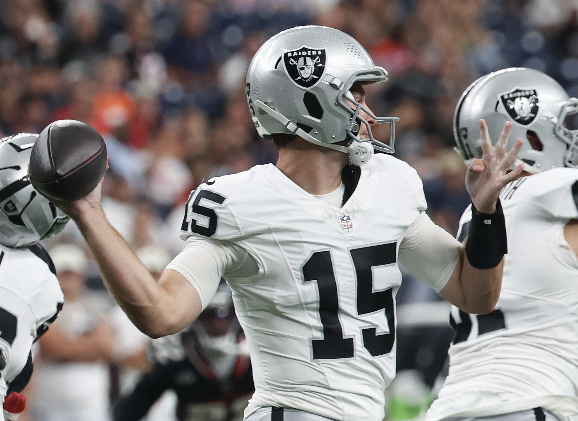 Fernando Mendoza throws rare pick-6 in second preseason game with Raiders