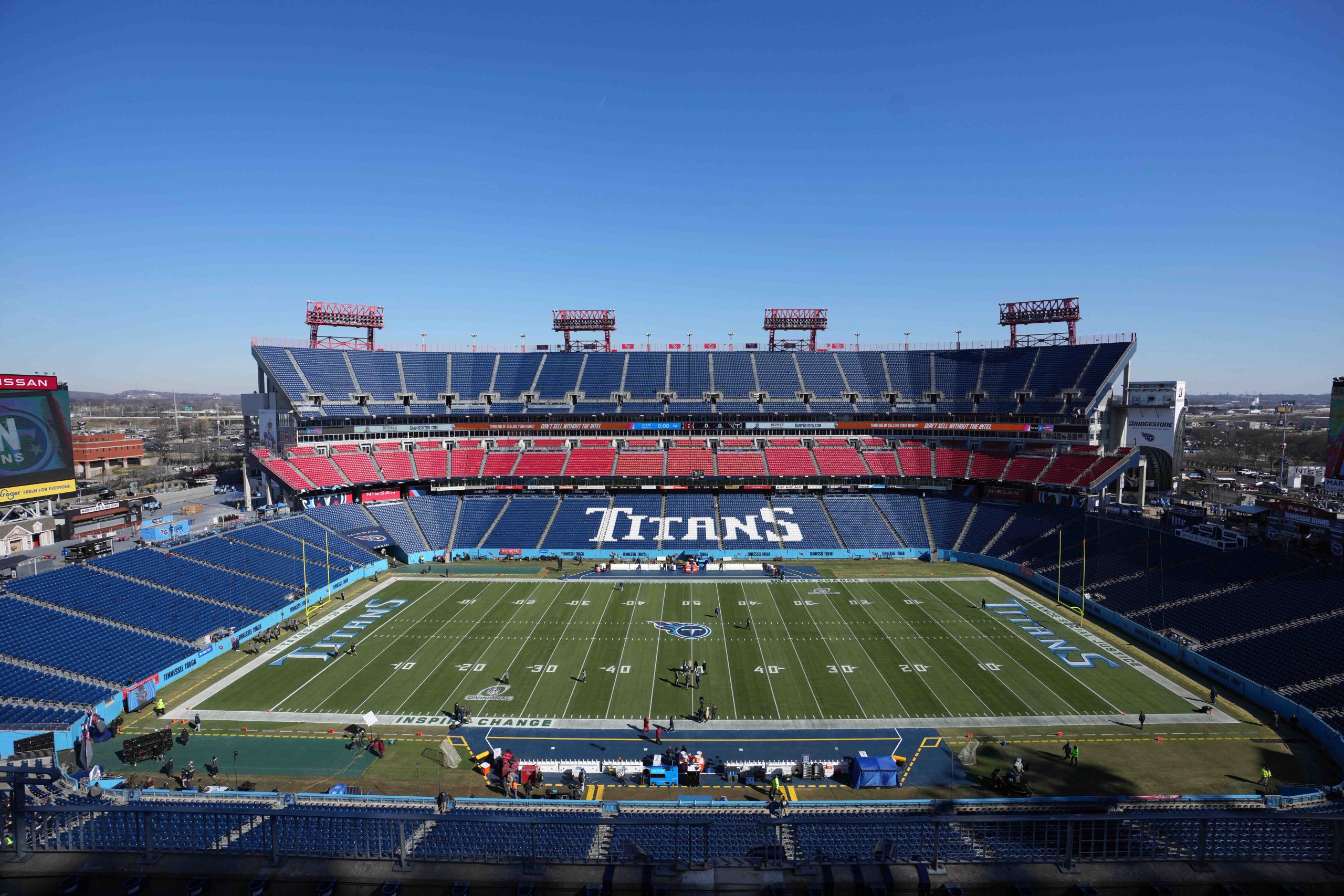 CBS Sports analysts share picks for Ole Miss-Louisville ranked showdown in Nashville