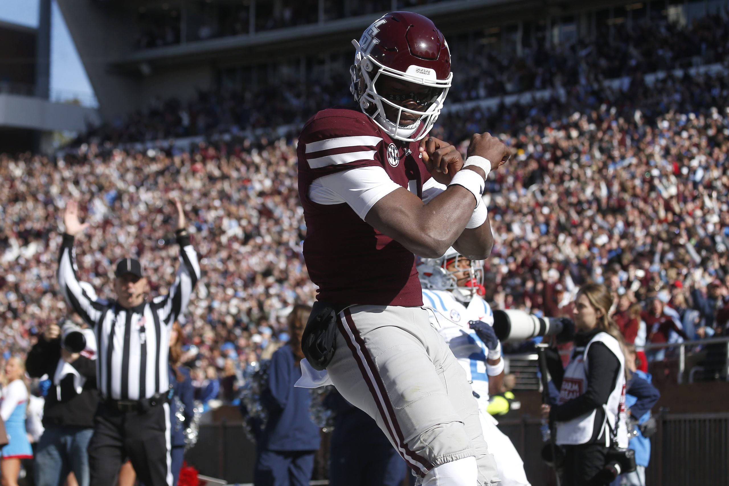 Archie Manning praises Kamario Taylor&rsquo;s &lsquo;impressive&rsquo; outing at Manning Passing Academy